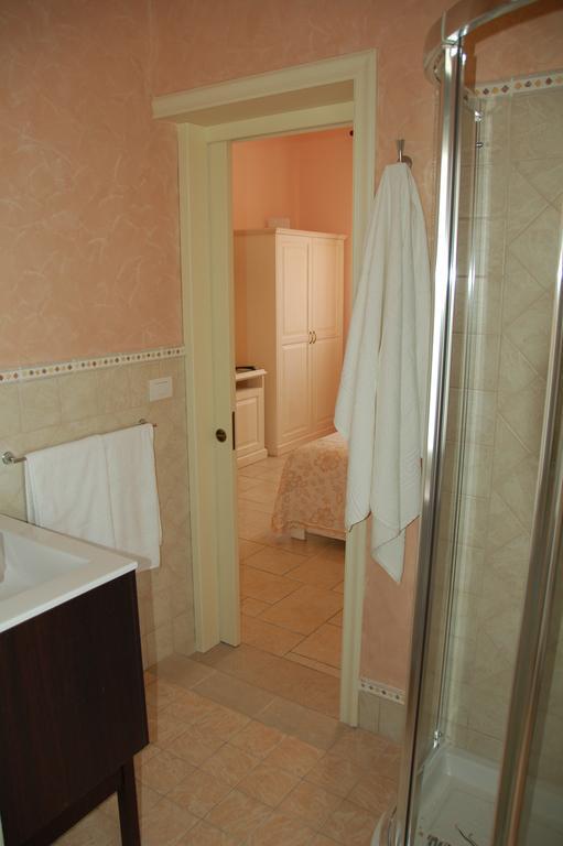 B&B Villa Vittoria マーリエ 部屋 写真